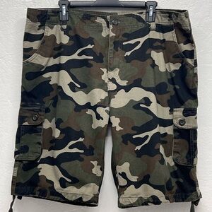 Mens - Cargo 100% Cotton Camo Shorts
